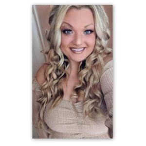 Meet your Posher, Jillian